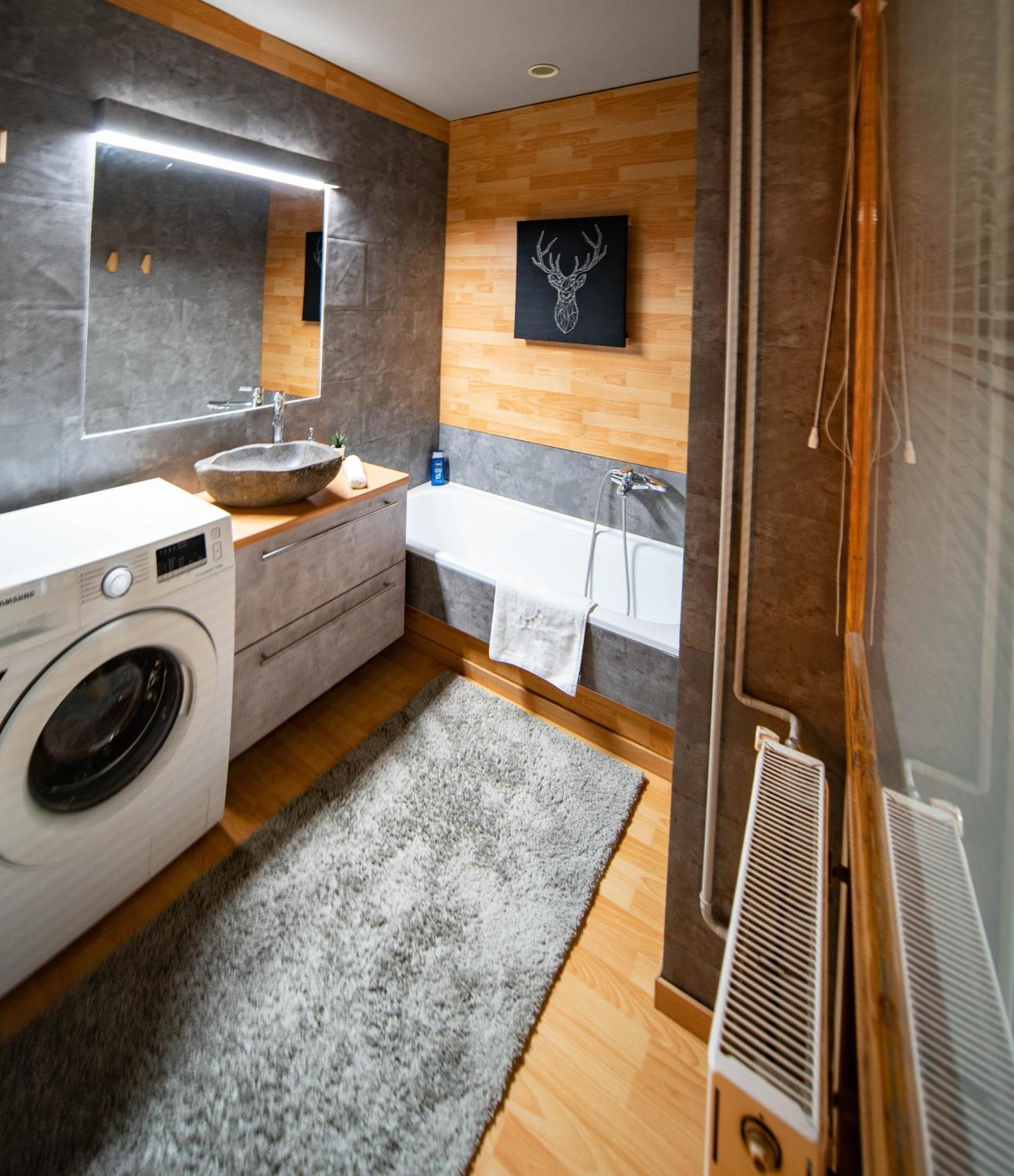 Lovely Flat By The Castle For 4Ppl บูดาเปสต์ ภายนอก รูปภาพ